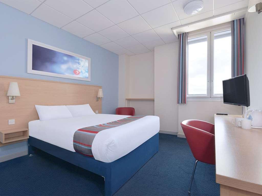 Travelodge Shrewsbury Battlefield חדר תמונה